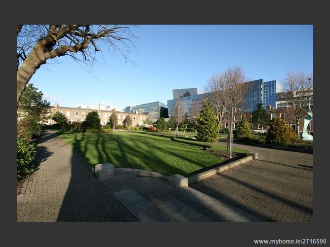 5 Pearse Square, South City Centre,   Dublin 2